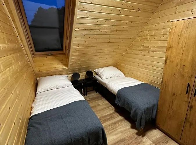 Lägenhetshotell Pod Witosza Staniszow